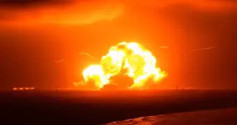Ракета миллиардера Безоса взорвалась на стартовой площадке (видео)