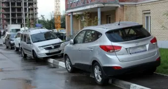 Где в Казахстане официально запретят парковать автомобили с 1 июля?