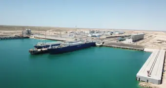 Иран передает Казахстану участок земли в Ормузском проливе в обмен на терминалы на Каспии