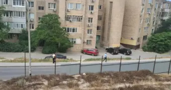 «Кто остановит это?» В 14-м микрорайоне Актау строят крупный объект на инженерных сетях