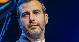 100 тысяч долларов за пару часов: Иван Ургант тайно провел закрытую свадьбу в режиме строжайшей секретности