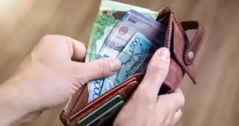 Назван самый дорогой возраст для жизни в Казахстане