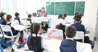 В школах Казахстана появятся новые обязательные предметы: к чему готовиться детям и родителям с 1 сентября
