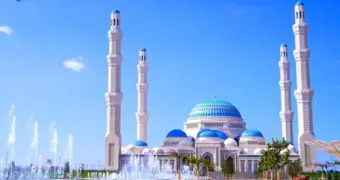 Главную республиканскую мечеть Казахстана переименовали в «Нұрсұлтан мешіті»