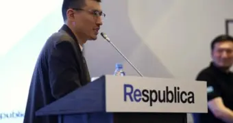 Сооснователь «Ирины Кайратовны» Азамат Марклен вошел в список кандидатов в депутаты Курултая от Respublica