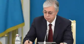 Токаев подписал закон о пенсионной свободе: что теперь будет с накоплениями казахстанцев
