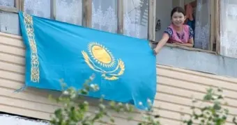 Штраф до миллиона тенге: что нельзя делать с флагом Казахстана с 13 июля