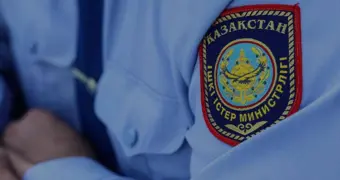 Секрет в ящике стола стоимостью в миллион тенге: кому полиция Казахстана уже собирает чемоданы?