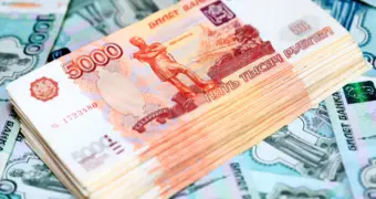 Банки и обменники Казахстана меняют правила работы с рублем: что ждет владельцев российской валюты