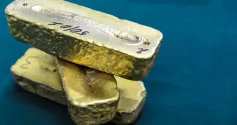 Золото стало самым подорожавшим металлом XXI века: насколько выросла его цена