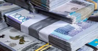 Казахстанцы задолжали банкам почти 26 триллионов тенге: назван главный город-должник