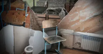 «Отписки вместо ремонта»: родители школы в Актау добились встречи с акимом