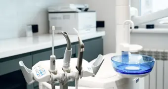 Тяжёлые осложнения у ребёнка: в Актау пациента лечили молодые специалисты-стоматологи