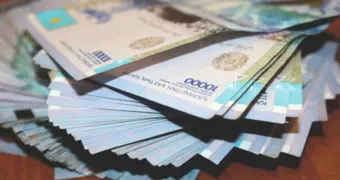 Стипендии студентам в Казахстане: правительство изменило правила выплат