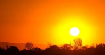 Казахстан накроет сильная жара: в Мангистау до +44°C, объявлена чрезвычайная пожарная опасность