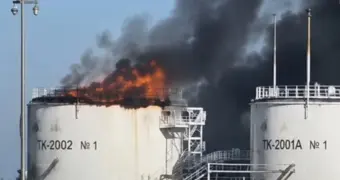 На месторождении в Мангистау произошло возгорание при очистке резервуара