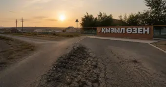Вода с перебоями, дорога разбита: что происходит в одном из сёл Мангистау