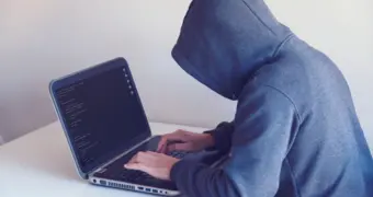 «Гарантированная прибыль» и деньги за пару дней: казахстанцев предупредили о новой схеме мошенников