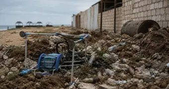 Куда девать мусор? Проблему со свалками возле домов подняли сельчане в Мангистау