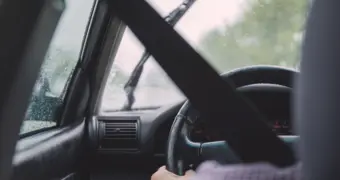 Можно ли дать руль тому, кто не вписан в страховку: важное для казахстанцев разъяснение