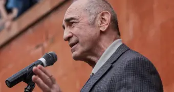 Экс-президента Армении Кочаряна задержали: что происходит в стране