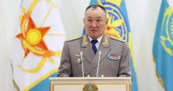 Токаев оставил Даурена Косанова во главе Минобороны Казахстана