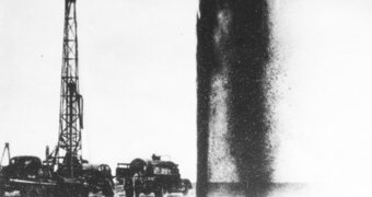 Мангистауской нефти — 65 лет: Казахстан отмечает День нефтяника