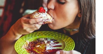 Почему тянет на сладкое и жирное: дело вовсе не в голоде