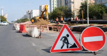 В Актау на три дня ограничат движение из-за ремонта теплосетей