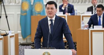 Какое общество будут строить в Казахстане: Ерлан Карин назвал три главных приоритета