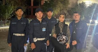 Гвардейцы Жанаозена помогли ребенку вернуться к родителям