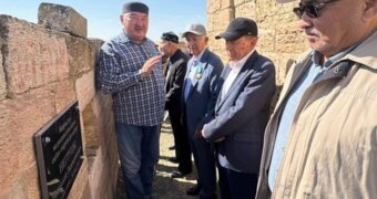 В селе Таучик установлена памятная доска в честь одного из главных медиков региона Николая Негруцы