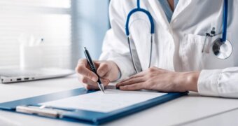 Болезни могут выдавать себя запахом тела — что обнаружили ученые