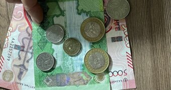 Кому из жителей Актау выплатили по 15 тысяч теңге ко Дню пожилых людей