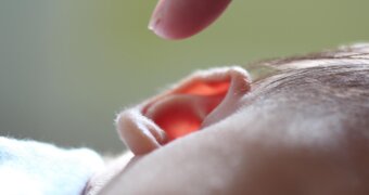 Сотням детей в Казахстане вернули возможность слышать