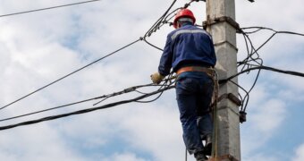 Житель Актау отсудил миллионы у компании в качестве морального вреда из-за травмы