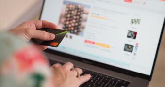 Казахстанские банки передают налоговикам данные о покупках на маркетплейсах: что нужно знать