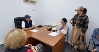 Прозрачность под вопросом: зоозащитники собрались у акимата Актау из-за ситуации с отловом собак