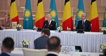 Президент Казахстана предложил связать порты Актау и Курык с крупнейшим портом Бельгии