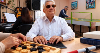 «Мы не видим, но всё слышим»: как живут незрячие люди в Актау
