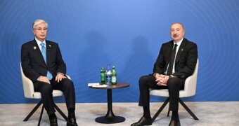 По дну Каспия заработал новый путь в Европу — что запустили Токаев и Алиев