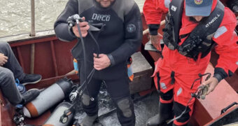 В Каспийском море перевернулась лодка с рыбаками — одного нашли мертвым