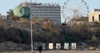 Житель Актау обеспокоен занятиями по стрельбе из лука на стадионе «Каспий»
