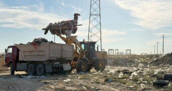 В Актау строительные площадки остаются местом сбора отходов