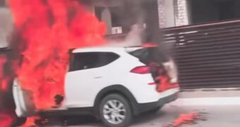 В Актау полностью сгорел Hyundai Tucson