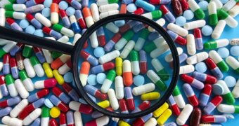 Жители Мангистау могут проверить цены на лекарства и пожаловаться на переплату