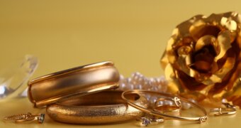 Золото на 34 миллиона теңге и обман со скидкой: мошенническую аферу раскрыли в Актау