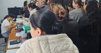 Учителя школы №12 в Актау второй месяц не могут добиться правильного расчёта зарплаты
