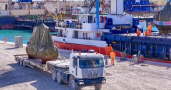 В Жанаозен доставили первую партию оборудования для нового газоперерабатывающего завода