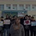 Уволенного учителя школы №1 в Актау не восстановили в должности: Школьники записали видеообращение к Президенту